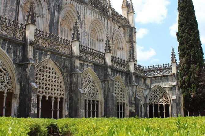 1-Day Private Tour to Fatima, Battle, Nazareth and Óbidos - Value and Cost: What You’re Really Paying For