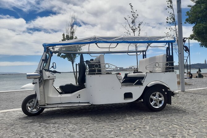 1-hour private eco tuk-tuk tour for up to 6 people through Lisbon - Why a 1-Hour Private Eco Tuk-Tuk Works in Lisbon