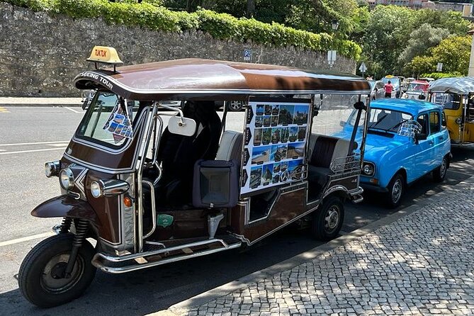 1 Hour Sightseeing Tour in Sintra with Tuktuk - A 1-hour Sintra tuktuk loop that keeps you moving