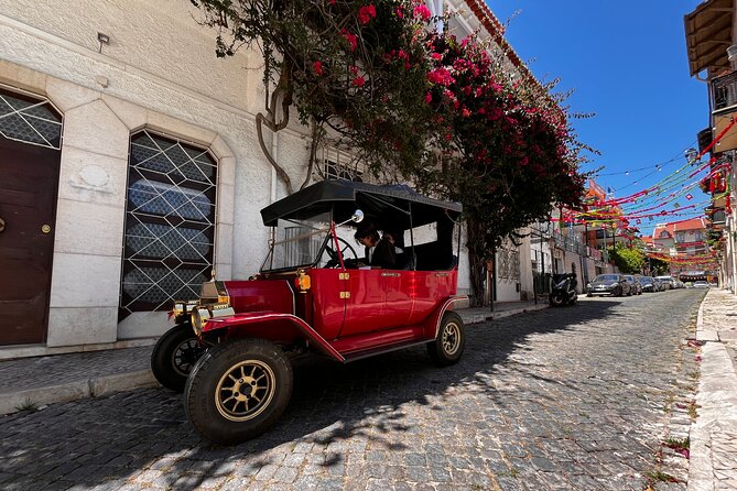 1h Classic Tuk Lisbon: One Hour of History & Charm - Stop 6: Alfama’s Medieval Lanes and the Feeling of Old Lisbon