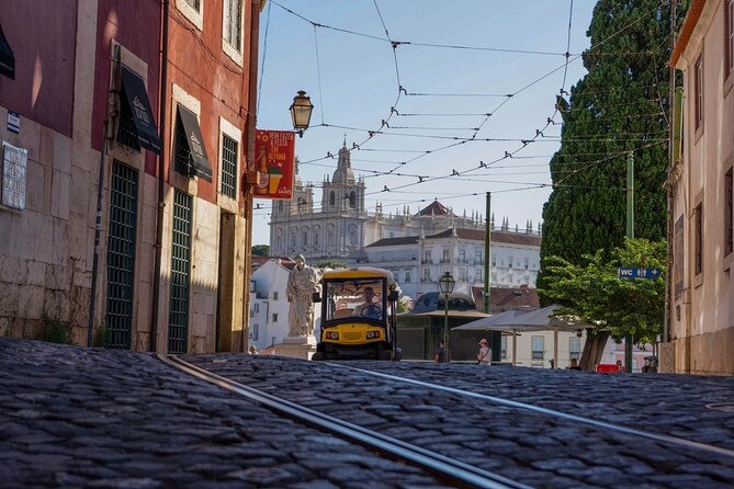 1h Secret Lisbon by Tuk Tuk - Mouraria, Graça & Alfama - 1-Hour Secret Lisbon Route on an Electric Tuk-Tuk