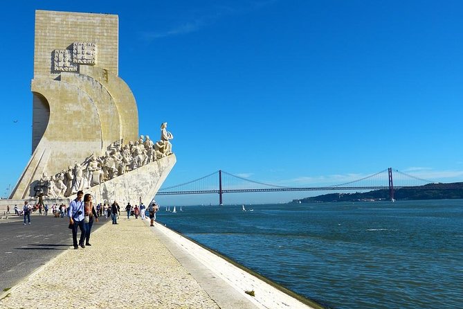 2 Day Pack: Lisbon and Sintra Full Day Tour - Day 2 in Sintra: Historic Town, Then Regaleira and Pena
