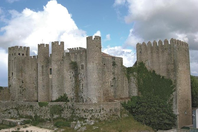 2-Day Sacred Portugal Trip: Fátima, Batalha, Nazaré and Óbidos, from Lisbon - Batalha Monastery: UNESCO, the Aljubarrota Story, and Why It Matters