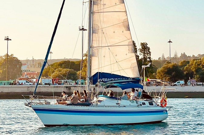 2 Hour Sailboat Sunset Tour by RiverMountain Lisbon - The Ride Details That Make It Comfortable (Drinks, Music, and Blankets)