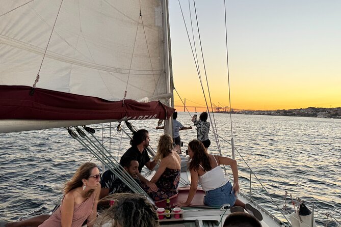 2 Hours Private Sailing Tour with Wine and Snacks - Stop 1: Belém Tower views from the Tagus