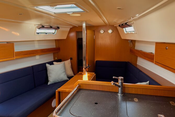 2 hours Private sunset experience by sailboat in Cascais - The Crew, the Sailing, and the Little Details That Make It Feel Personal