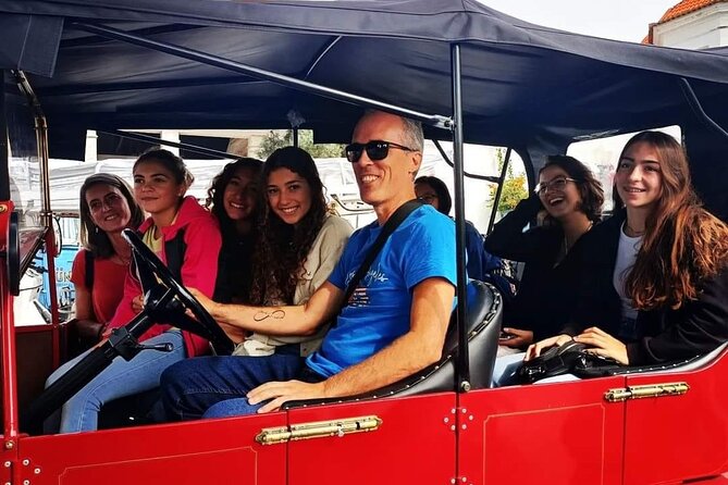 2h Classic Tuk: Discover Lisbon’s Hidden Treasures - Classic Tuk-Tuk in Lisbon: What This 2-Hour Private Ride Gives You