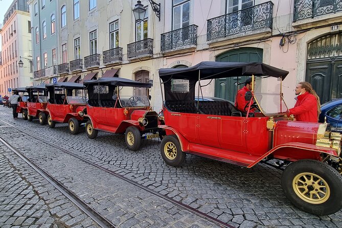 2h Classic Tuk: Discover Lisbon’s Hidden Treasures - Sao Vicente de Fora and Panteao Nacional: Two Architectural Stops Worth Noting