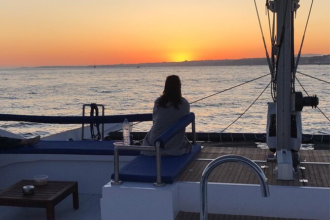 2H Private Sailing Catamaran "Vertigo" Tour in Lisbon up to 18pax - Cristo Rei and the Christ Statue View