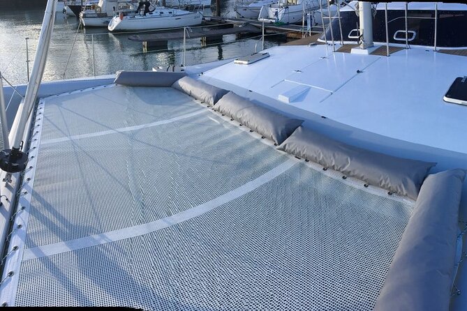 2H Tour on a Private Sailing Catamaran "Scarlett" up to 16 people - Weather Reality on the Tagus: Rain, Cool Breezes, and What to Expect