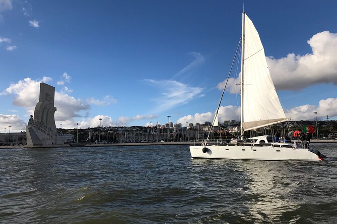 2H Tour on a Private Sailing Catamaran "Scarlett" up to 16 people - Price and Value: Why the Flat Charter Works for Groups
