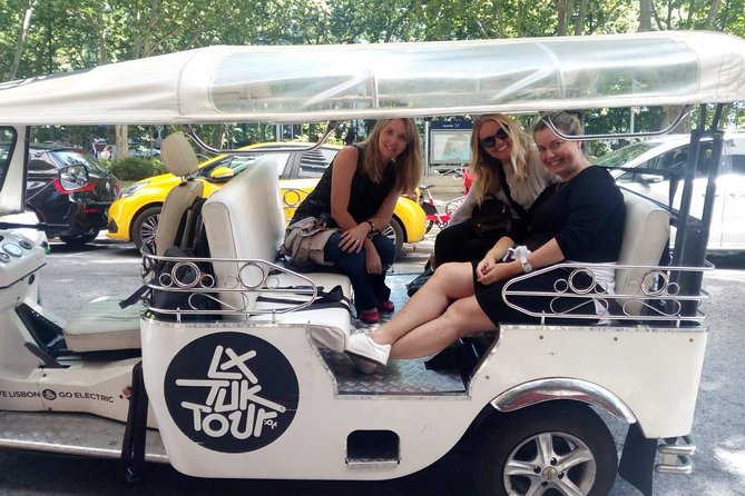3 hour Private ECO Tuk Tuk Tour of Lisbon with Cherry Liqueur - The river-and-Alfama view break: short stop, big payoff