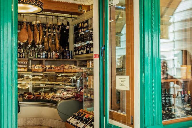 3-Hour Private Guided Walking Tour of Lisbon - Mouraria: The Fado District Walk (Including a Graffiti Clue)