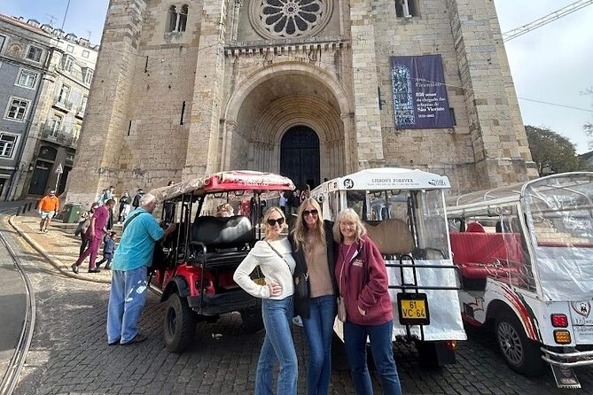 3 Hours Private Tour of Lisbon's Historic Center by Tuk Tuk - Lisbon Cathedral in 15 minutes: what you should do with the time