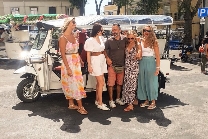 3 Hours Tuk Tuk Tour - Lisboa beyond the guidebooks - Rossio and Igreja de São Domingos: starting in the city’s public square world
