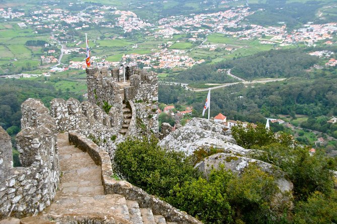 3-Night Private Tour of Lisbon, Sintra, Cascais, Estoril, Sesimbra and Arrábida - Day 3: Christ on the Tagus, Sesimbra fishing time, and Arrábida’s sea lunch
