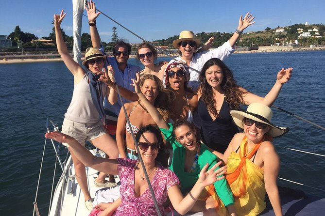 4 Hours Private Sailing Trip to Oeiras Beach - Who this private sailing trip suits best