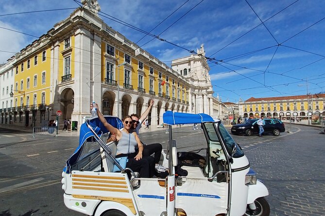 4 Hours Private Tuk Tuk Tour in Lisbon - Lisbon Cathedral: A Quick Visit to the Oldest Roots