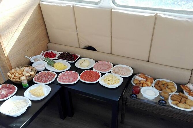 4H Private Luxury Sailboat Tour with Swim - Price and value when you’re sharing up to 12 people