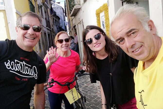 7 Hills and 14 Viewpoints - Lisbon E-Bike Tour - Miradouro da Graça and São Jorge views: the city from another angle