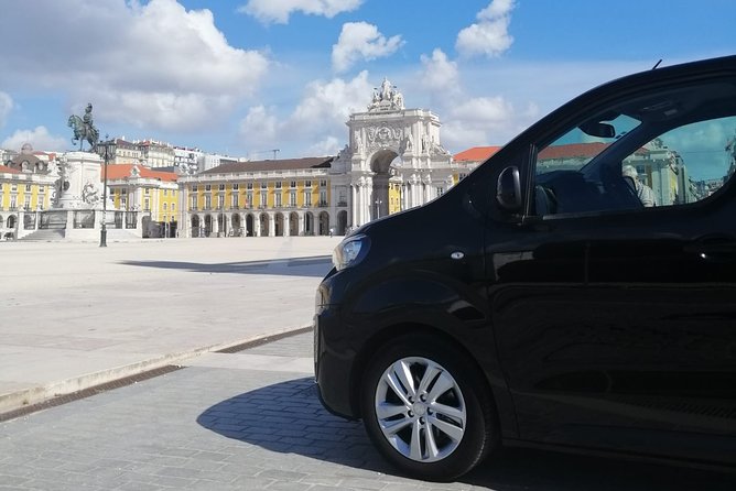 Airport Private Transfer to/from Lisbon - Departure pickups in Lisbon: door-to-door on your schedule