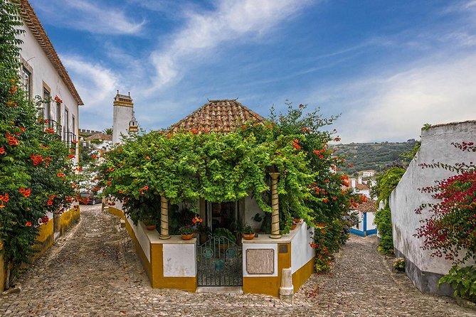 Alcobaça & Óbidos: Self-guided tour - Castelo de Óbidos: Arab Origins, Afonso Henriques, and Views Worth Pay-Attention