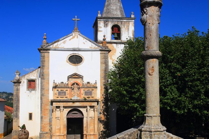 Alcobaça & Óbidos: Self-guided tour - Churches That Anchor the Town: Santa Maria and Saint Peter