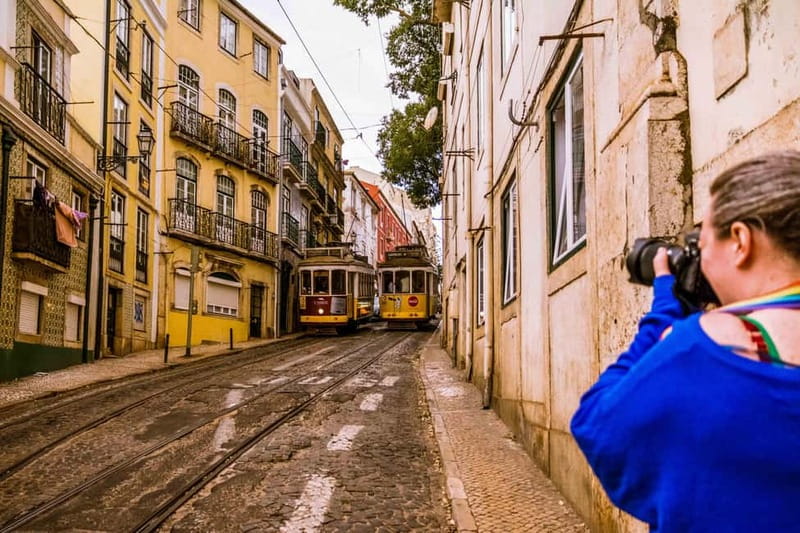 Alfama Photo Walk: Lisbon Photography Tour with a Local - The Alfama street circuit: cobblestones, tiles, and real daily life