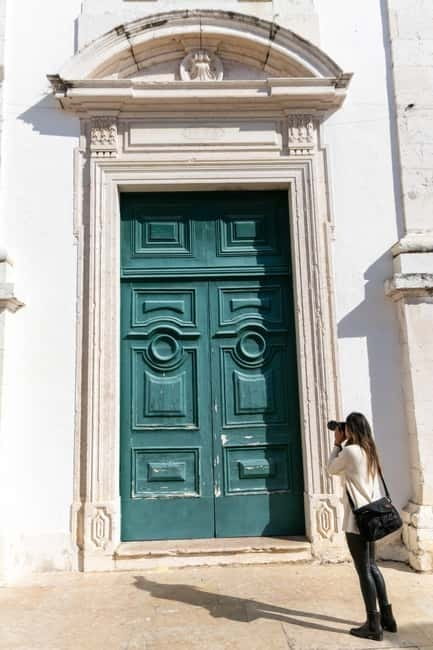 Alfama Photo Walk: Lisbon Photography Tour with a Local - Price and value: is $110 worth it?