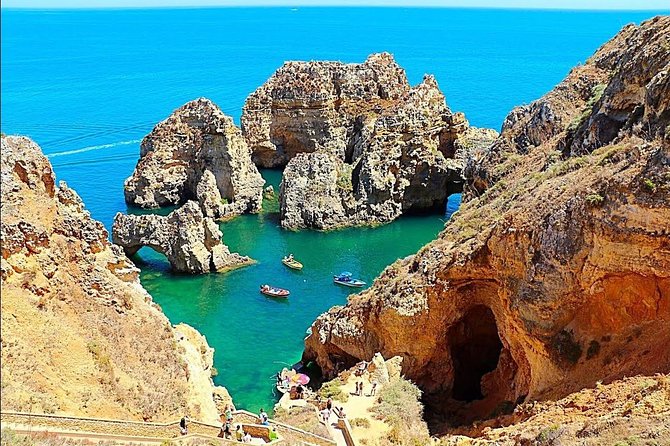 Algarve Private Tour: Sagres and Benagil from Lisbon - Starting with the Ponte 25 de Abril: a quick geography lesson on day one
