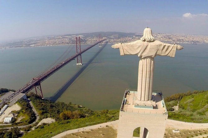 Arrabida and Bacalhoa Wine Tasting Private Tour from Lisbon - Sesimbra Castle and Christ the Redeemer Sanctuary: finishing with city-and-coast scale