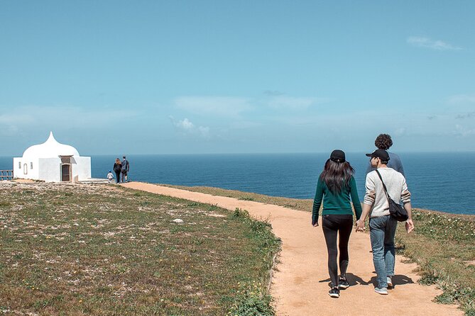 Arrábida Natural Park and Sesimbra Day Trip from Lisbon - Sesimbra Lunch Break: Eat Local Without Losing the Day