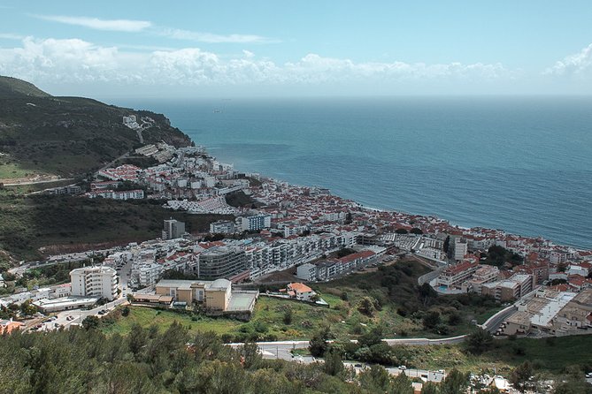 Arrábida Natural Park and Sesimbra Day Trip from Lisbon - Castelo de Sesimbra: Tiles, Fishing-Port Views, and Moorish Roots