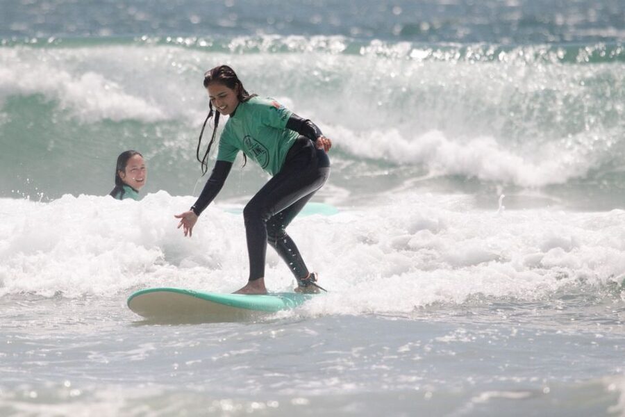 Aulas de Surf/Surf Lesson - Lisboa - Surfing Lisbon’s Cascais Coast in Two Hours