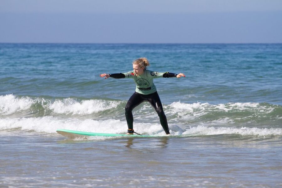 Aulas de Surf/Surf Lesson - Lisboa - Included Gear That Lets You Focus on Learning