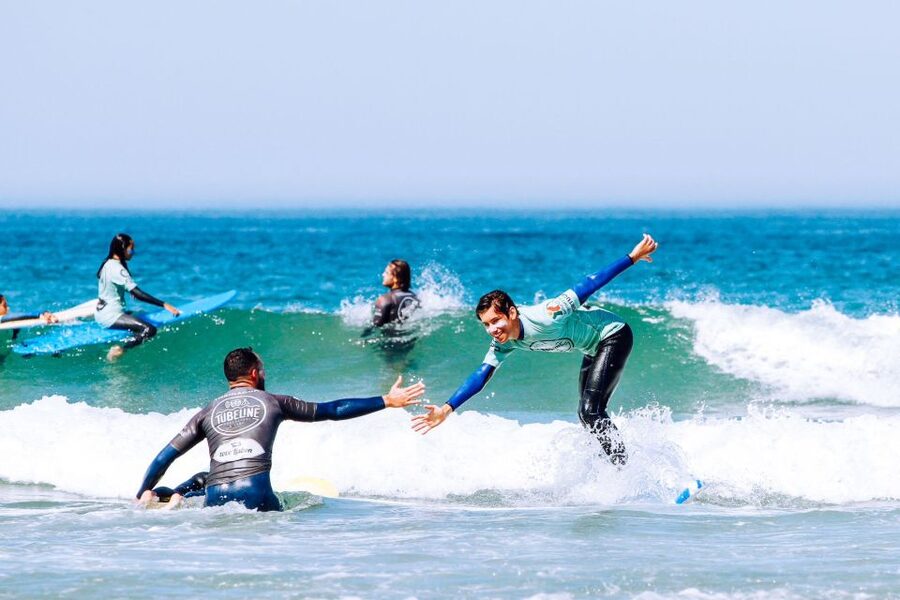 Aulas de Surf/Surf Lesson - Lisboa - Price and What $68 Buys (Gear, Coaching, Insurance)