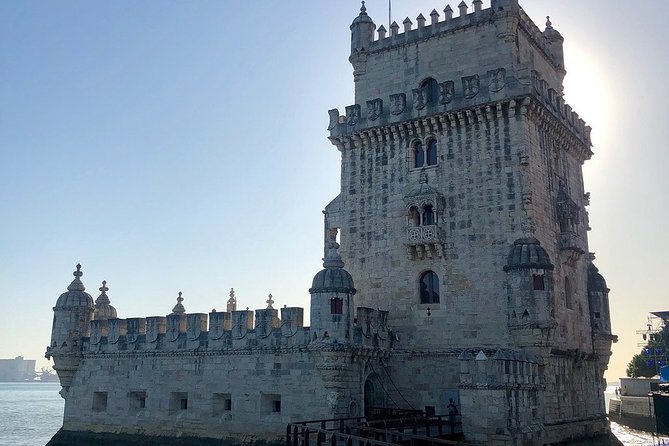 Belem and Jeronimos Monastery Guided Small Group Walking Tour - What to pack for a Belém morning (and how to handle bad weather)