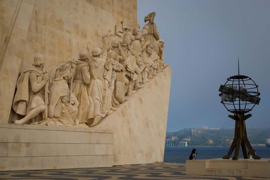 Belem Beyond the Guidebook: Discover with Tuk Tuk - LX Factory: A 5-Minute Photo Stop That Breaks Up the Classics