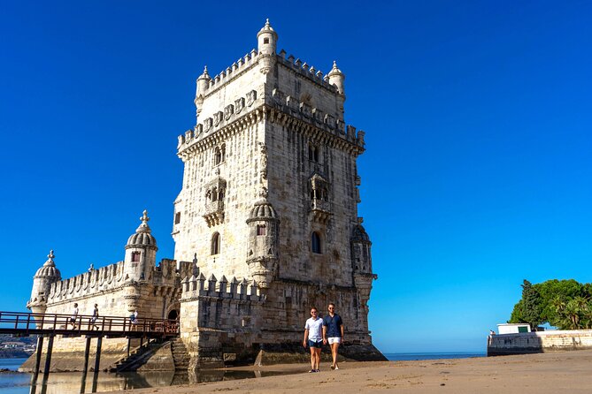 Belém in 2h: History, Monuments and Pastries by Tuk Tuk - Stop 3: Mosteiro dos Jerónimos (architecture you can recognize)