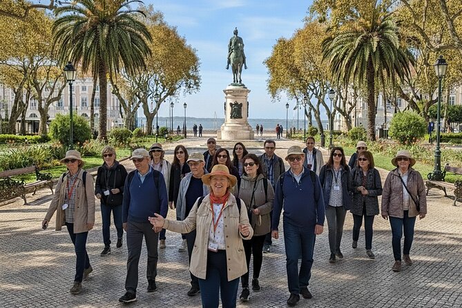 Belem Walking Tour with Pastéis Tasting and Jerónimos Monastery - Torre de Belém: Why This Fort Still Feels Like a Gateway
