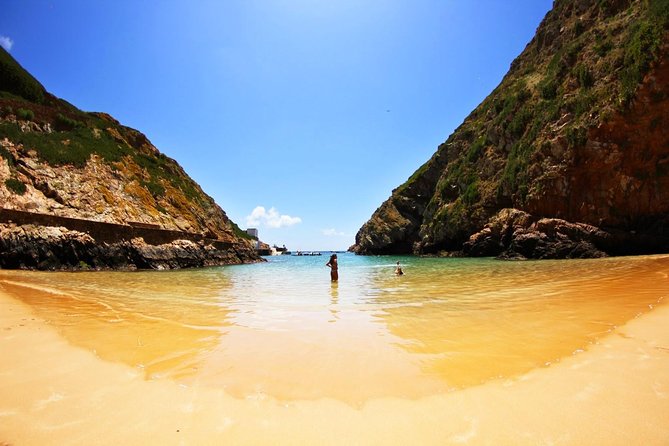 Berlengas Tour - Berlenga Grande: caves, grottos, and the nature reserve feel