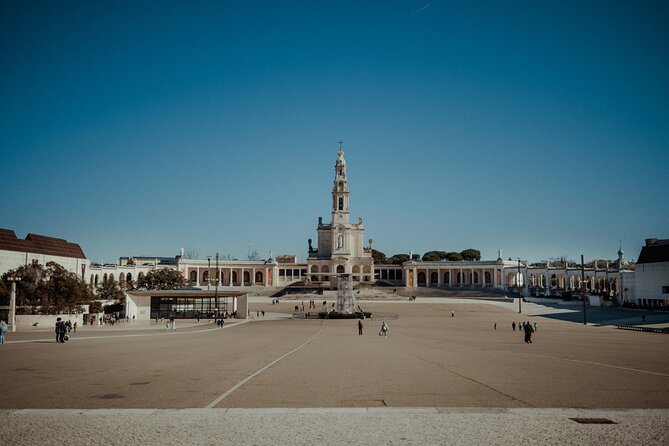 Best Fátima, Óbidos, Nazaré & Batalha Tour From Lisbon - Pickup, Timing, and What Your Day Will Feel Like