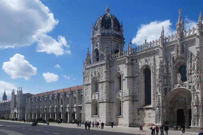 Best of Lisbon Full Day Private Tour - Pastéis de Belém: The Free Break You’ll Actually Look Forward To