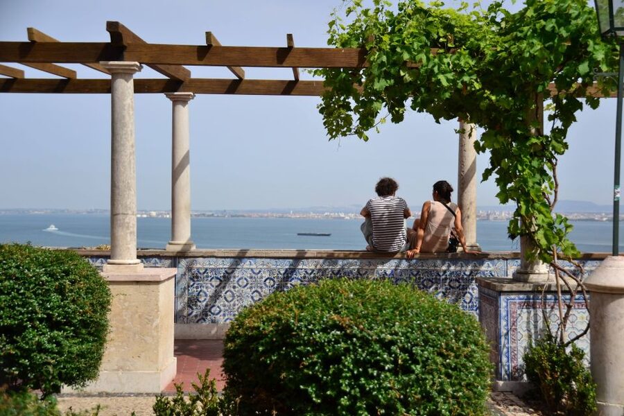 Best of Lisbon Walking Tour: Rossio, Chiado & Alfama - Baixa and the Tasting Break: Where the City Was Rebuilt