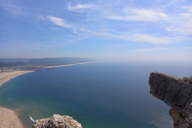 Best of Nazaré Tour - Farol da Nazaré: where the cliffs do the talking