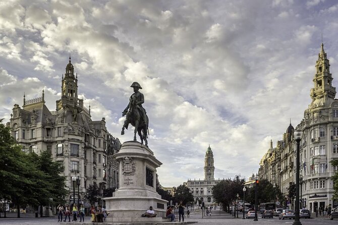 Birthplace of Portugal - Porto Private Tour from Lisbon - São Bento Railway Station Tiles and Avenida dos Aliados City Beat