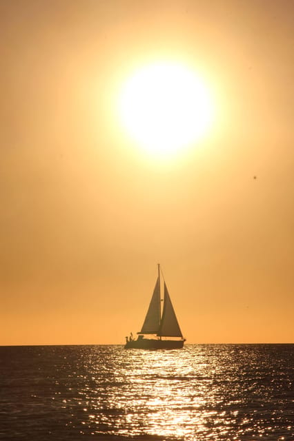 ⛵Bluemotion Lisbon⛵: Sunset sailing tour in Tagus River - Key things I’d pay attention to