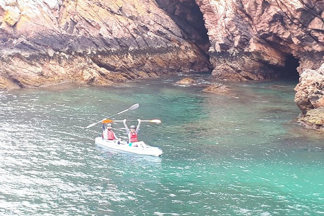 Boat and Kayak at Berlenga Natural Reserve - Water, Weather, and Motion: What to Pack and How to Stay Comfortable