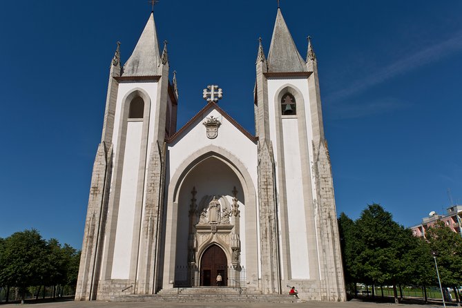 Campo de Ourique, Lisbon Coolest Quarter - Private Walking Tour - Stop 1 at Igreja do Santo Condestável: Modernist Lisbon in Plain Sight