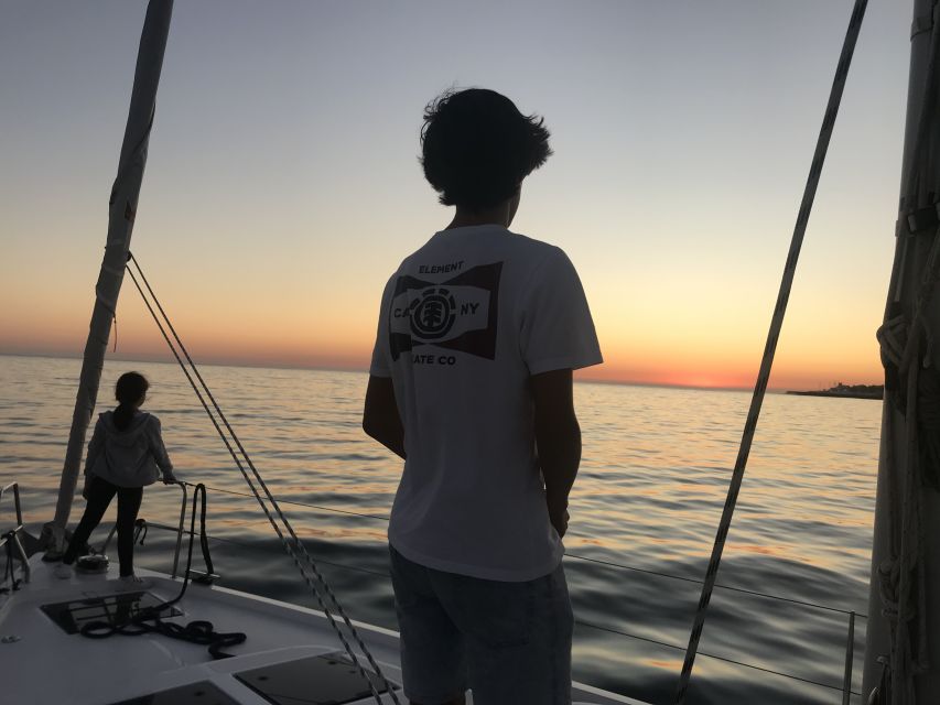Cascais: 2-Hour Private Luxury Sunset Cruise with a Drink - Key Highlights at a Glance